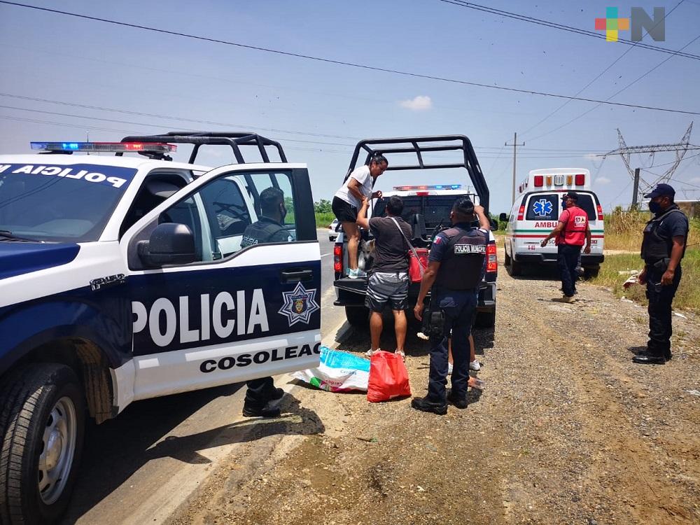 Vehículo Particular Vuelca En Carretera Coatzacoalcos-Minatitlán; Sin ...